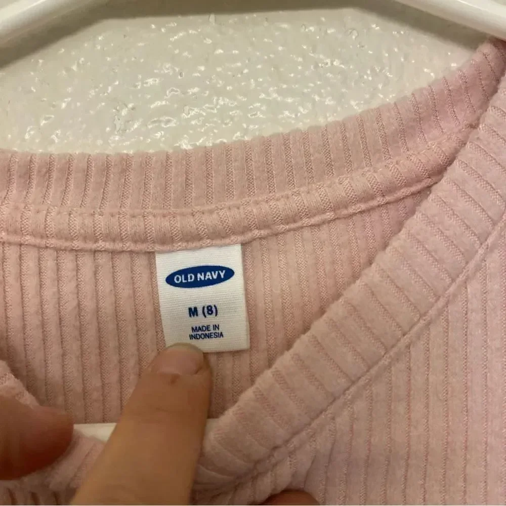 Old Navy pale pink cozy ribbed knit long sleeve Pullover Sweater Twisted Hem M 8